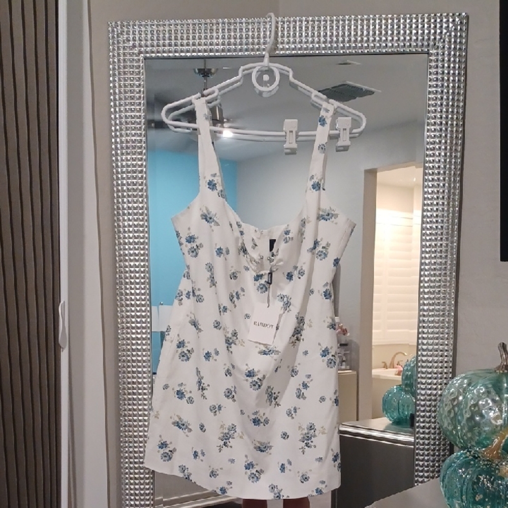 NWT Women's Bordot Cello Floral-Print Mini Dress White and Blue Dress SZ XXL